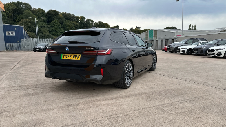 BMW i5 250kW eDrive40 M Sport 84kWh 5dr Auto Tech+/Comf+ Electric Estate